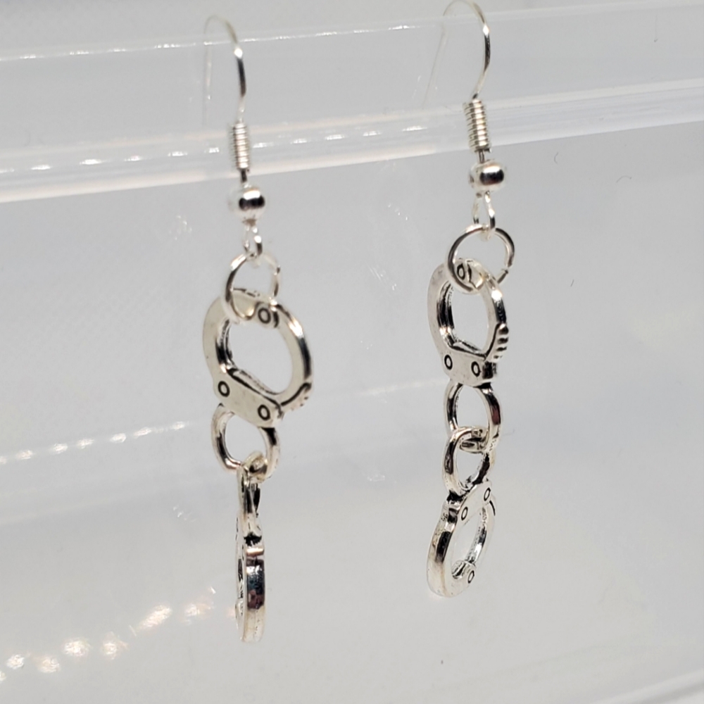 7/$10 Handcuff Earrings, NEW